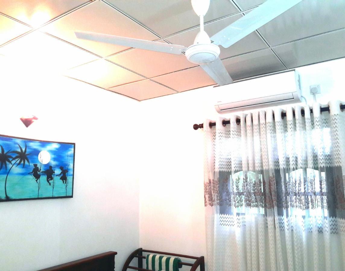 Mango Villa Hikkaduwa Exterior photo