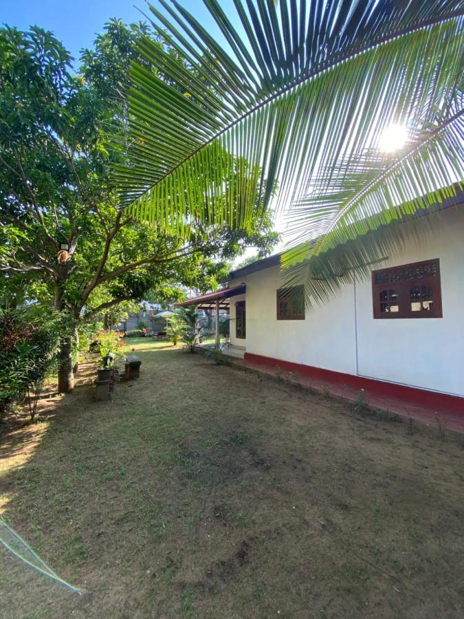 Mango Villa Hikkaduwa Exterior photo